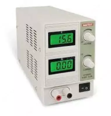 UT1502C — линейный источник питания