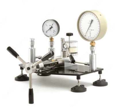 ГУСК — гидравлическая установка сравнительной калибровки