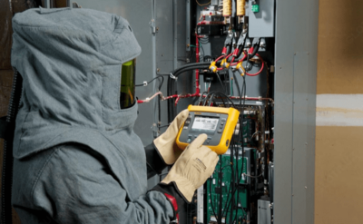 Fluke 1734 — трехфазный анализатор качества электроэнергии