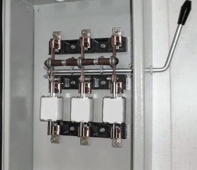 Ящик силовой с рубильником ЯРВ-6122 (РПБ) 100А без ПН2