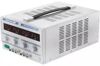 МЕГЕОН 323010 — двухканальный источник питания