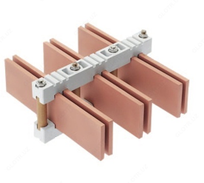 Изолятор шинный плоский ИШП 3P для шин 5 и 10 мм 270 мм IEK