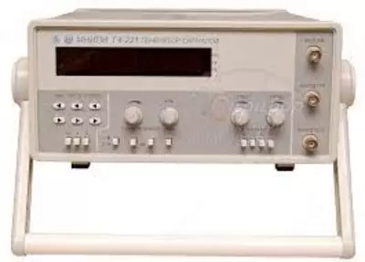 Г4-221/1 — генератор сигналов высокочастотный